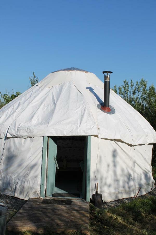 Mill Haven Place Glamping-Yurt 1 Talbenny Exterior foto